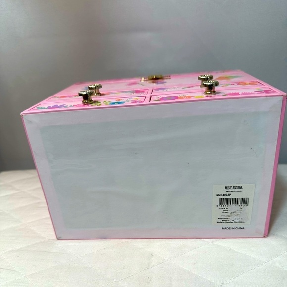 Girl’s Fairy Tale Spinning Ballerina Music Jewelry Box - Picture 8 of 9